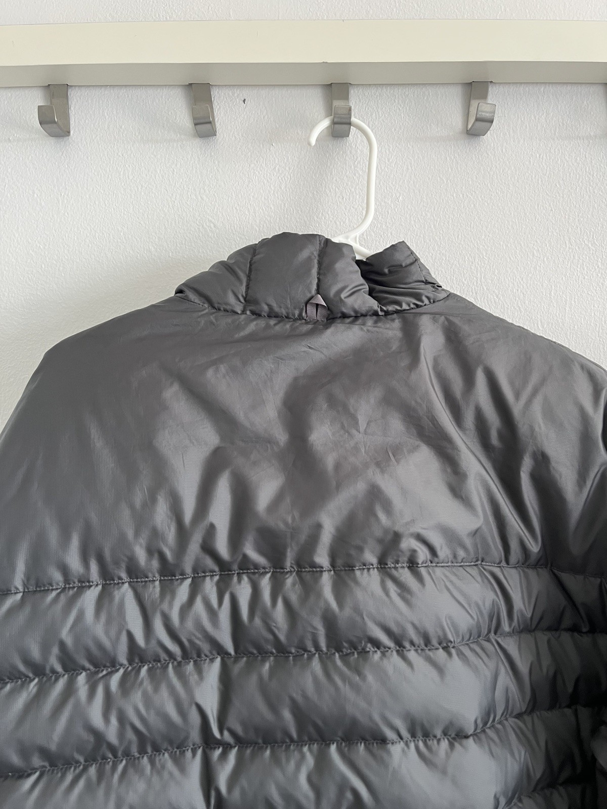 Patagonia Tres 3-in-1 Parka (Zip-Out Down Jacket ONLY) – Forge Grey Size XL Men