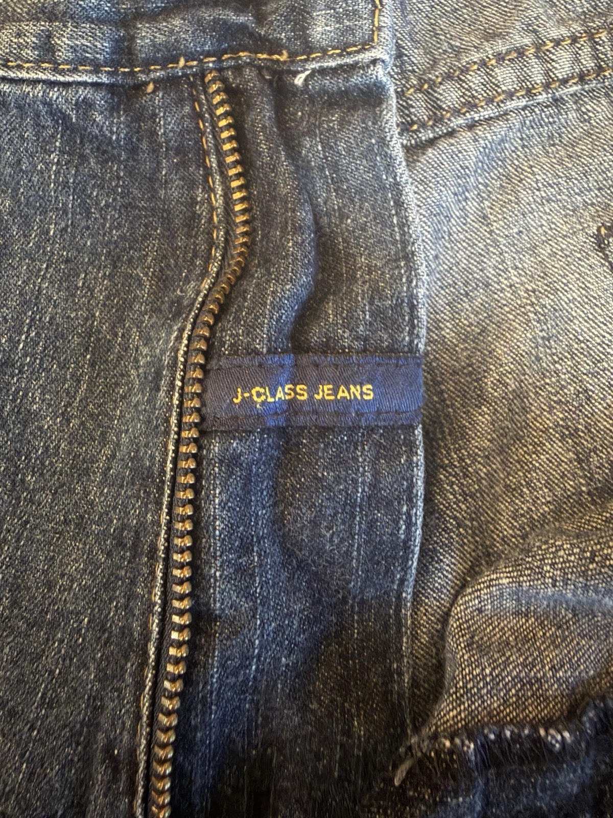 Nautica J-Class Men’s Relaxed Fit Straight Blue Medium Wash Denim Jeans 34×32