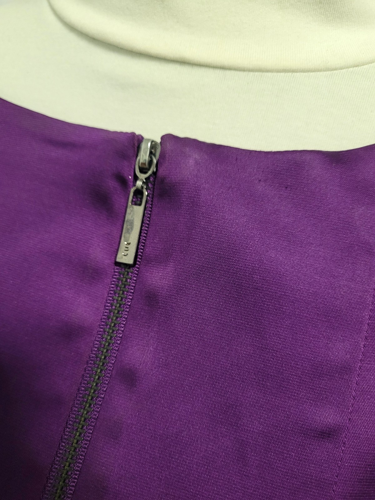 CUE Purple Satin Midi Pencil Bustle Dress Cup Sleeve Size 8
