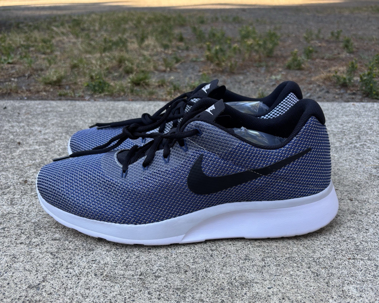 Nike Tanjun Racer Vast Grey Black White Sneakers Men’s 13 EUC