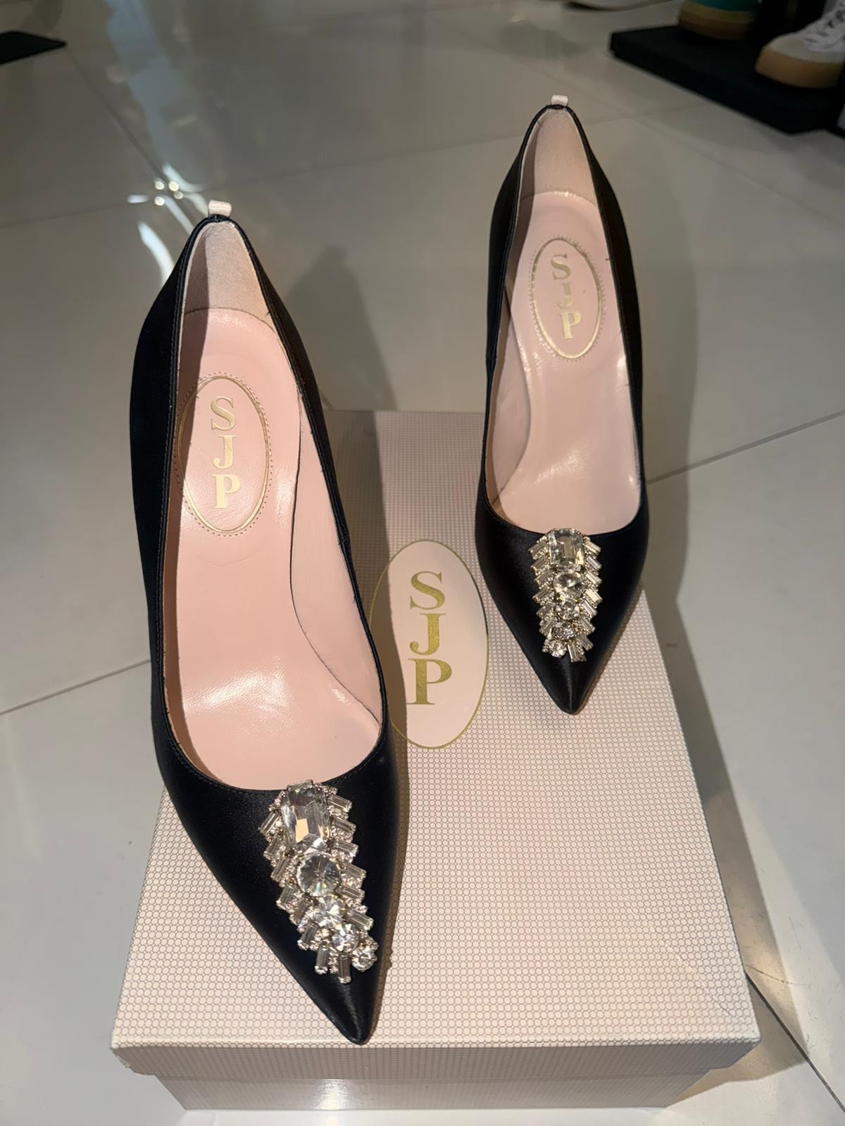 Autographed SJP Tempesta Black Satin Pumps EU 35 Sarah Jessica Parker Nordstrom