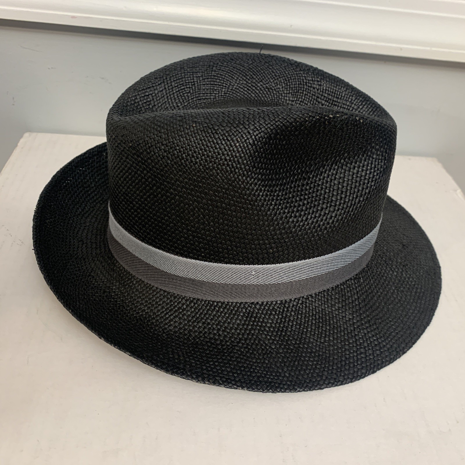 Genuine Panama Hat, 100% Toquilla Straw Handwoven in Ecuador, Fedora Black Small