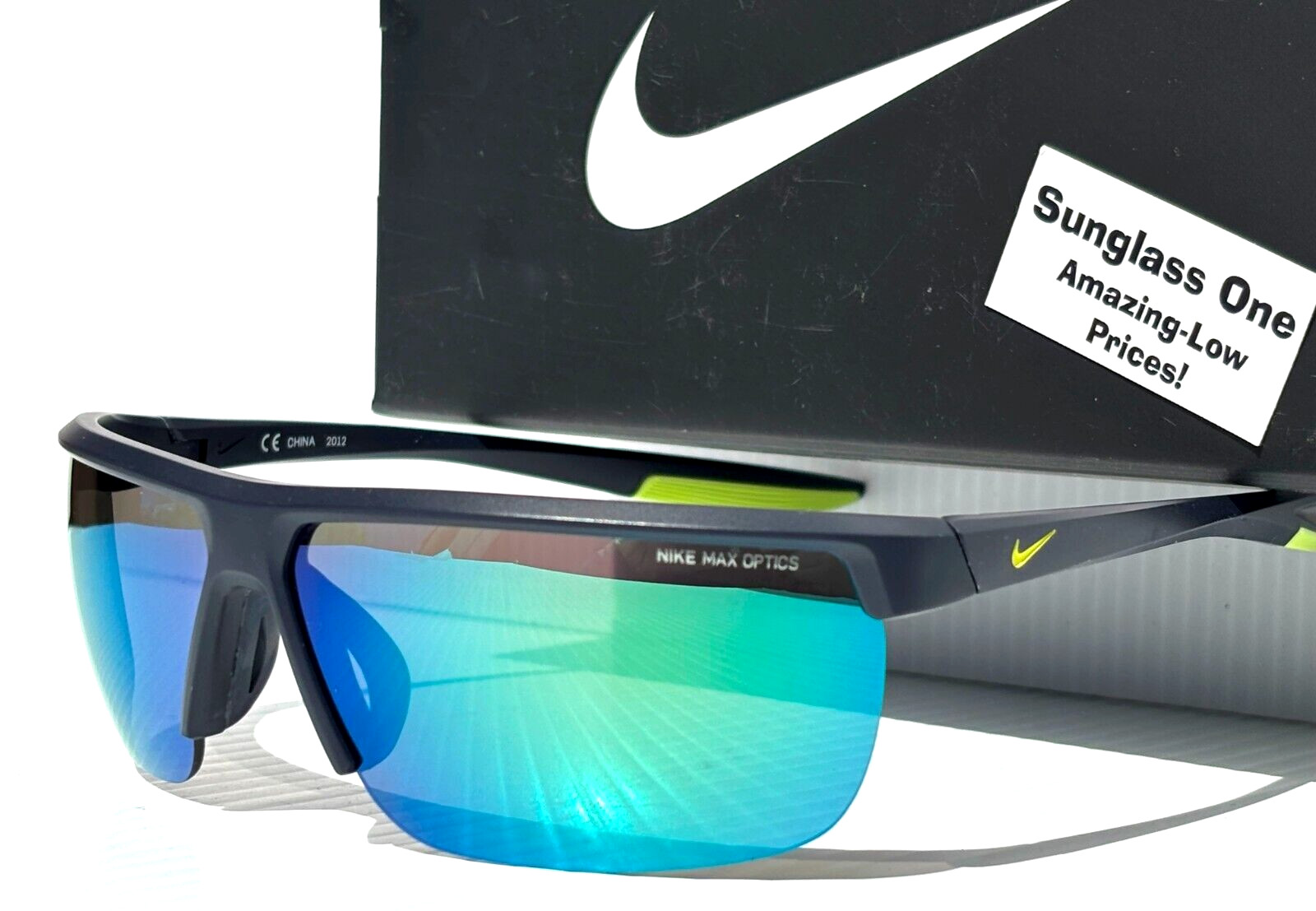 NEW Nike TEMPEST M Obsidian Bright Cactus Frame Green Mirror Sunglass CW4665 451