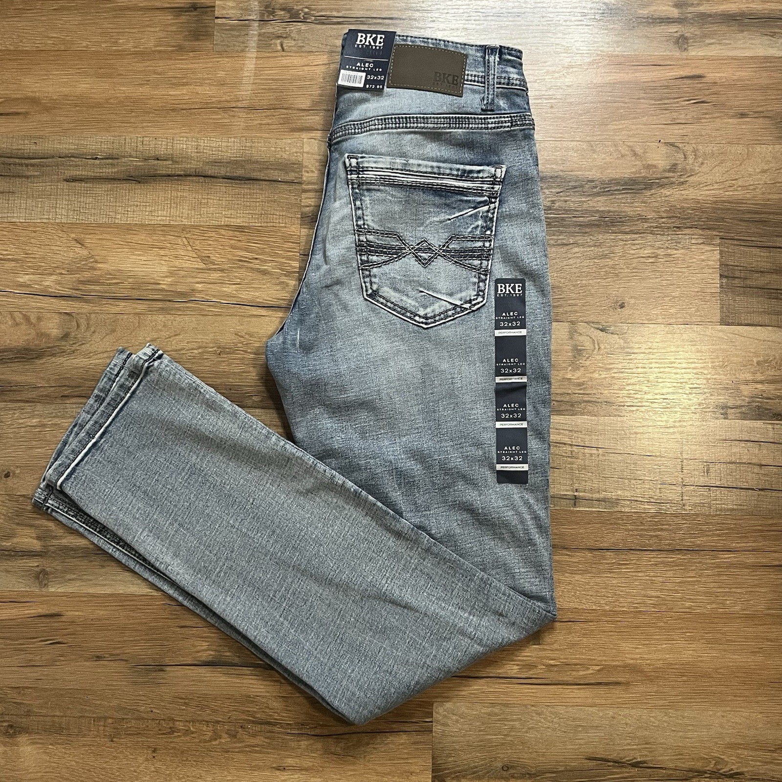 BKE Jeans Mens 32×32 Straight Leg Slim Fit Mid Rise Stretch Alec NWT
