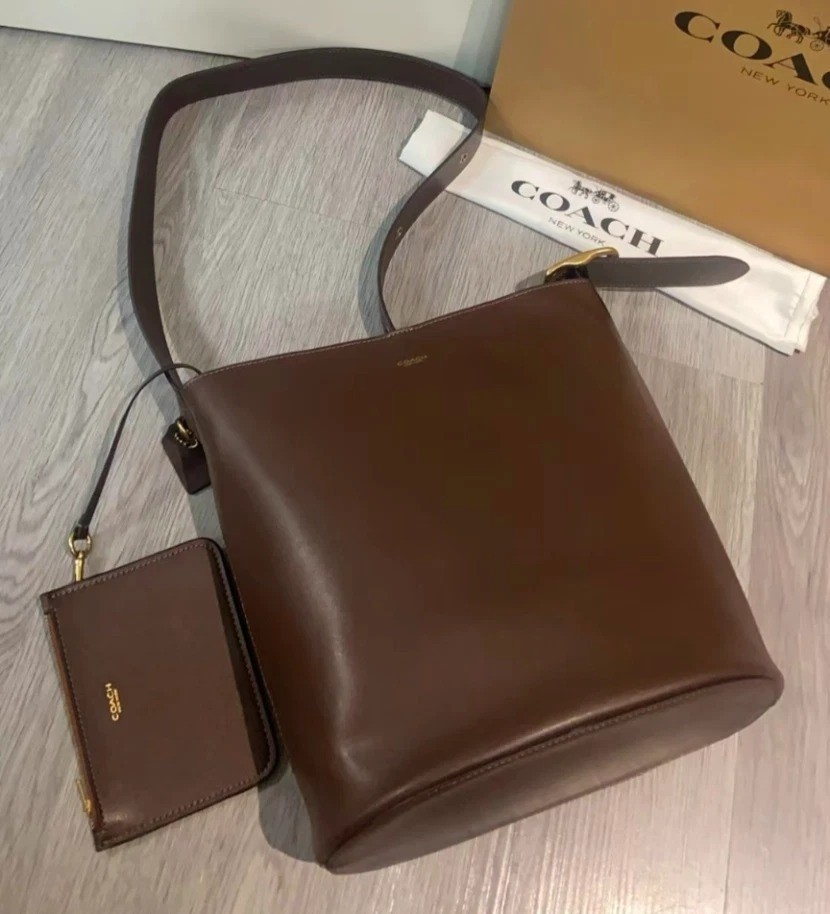 COACH Bleecker Bucket Bag Shoulder Bag Maple CCC23 NEW Outlet