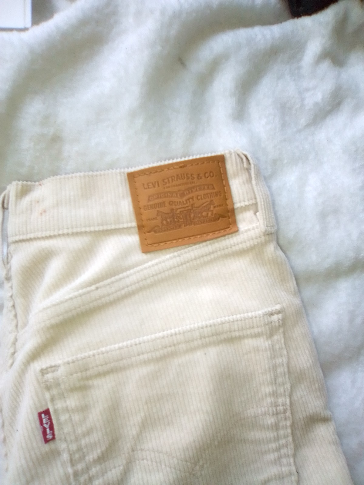 Levi Strauss & Co Men’s White Corduroy Slim Fit Jeans 5-Pocket Button Zip