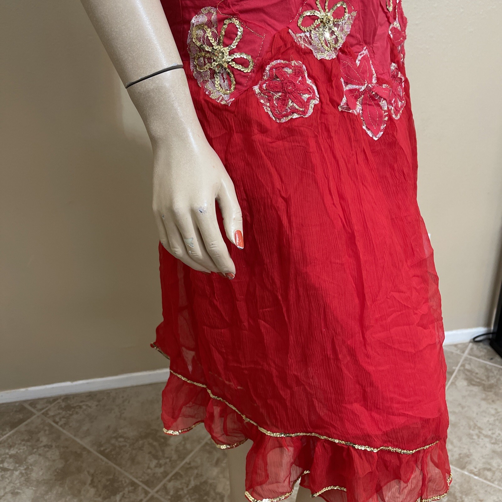 Women’s Red Silk Casual Beaded Embroidered Ruffle Zipper Size M(6-8) Skirt