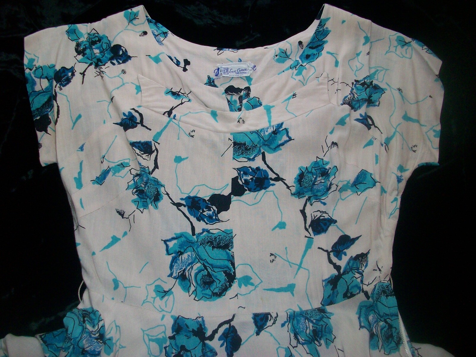 Vintage 50s EVE CARVER Fine Cotton Circle Skirt Dress Beige & Turquoise Roses