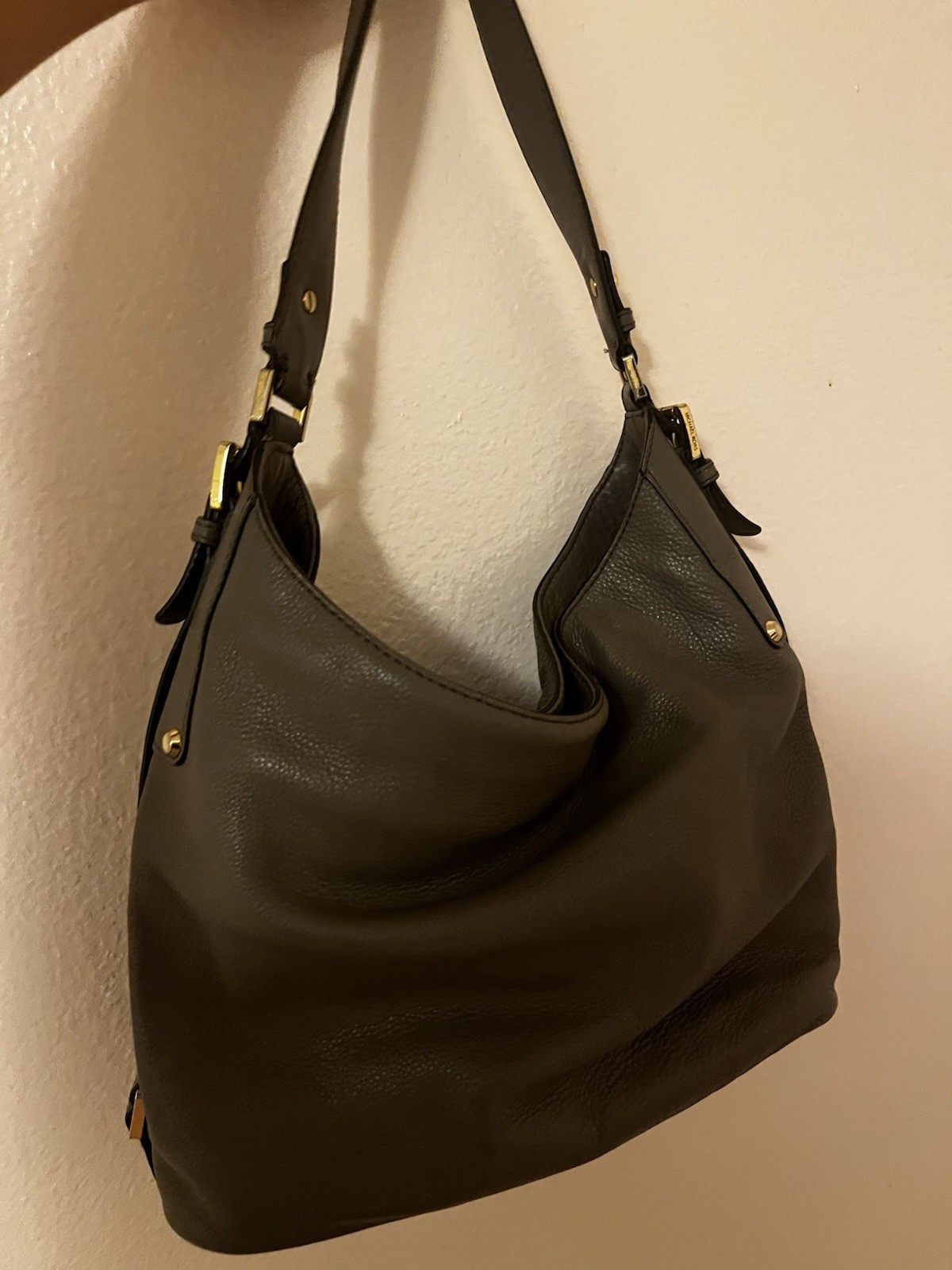 Michael Kors Large Grey Hobo Shoulder Bag, Zip, Gold Hardware, Detachable Strap