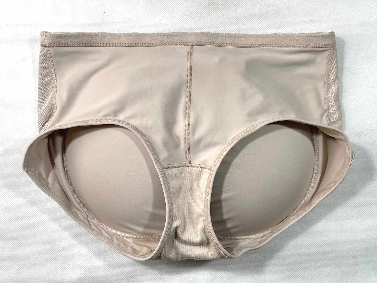 NWOT Leonisa Women’s M Magic Instant Butt Lift Padded Panty 12688 Beige