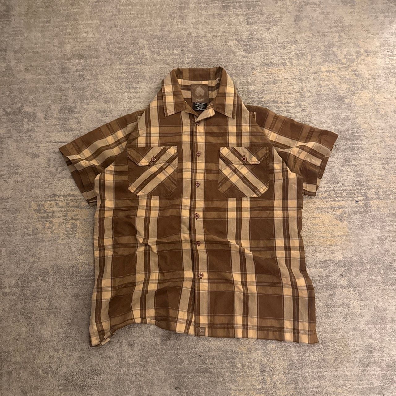 Planet Earth Men’s Brown Plaid Short Sleeve Button-Down Shirt