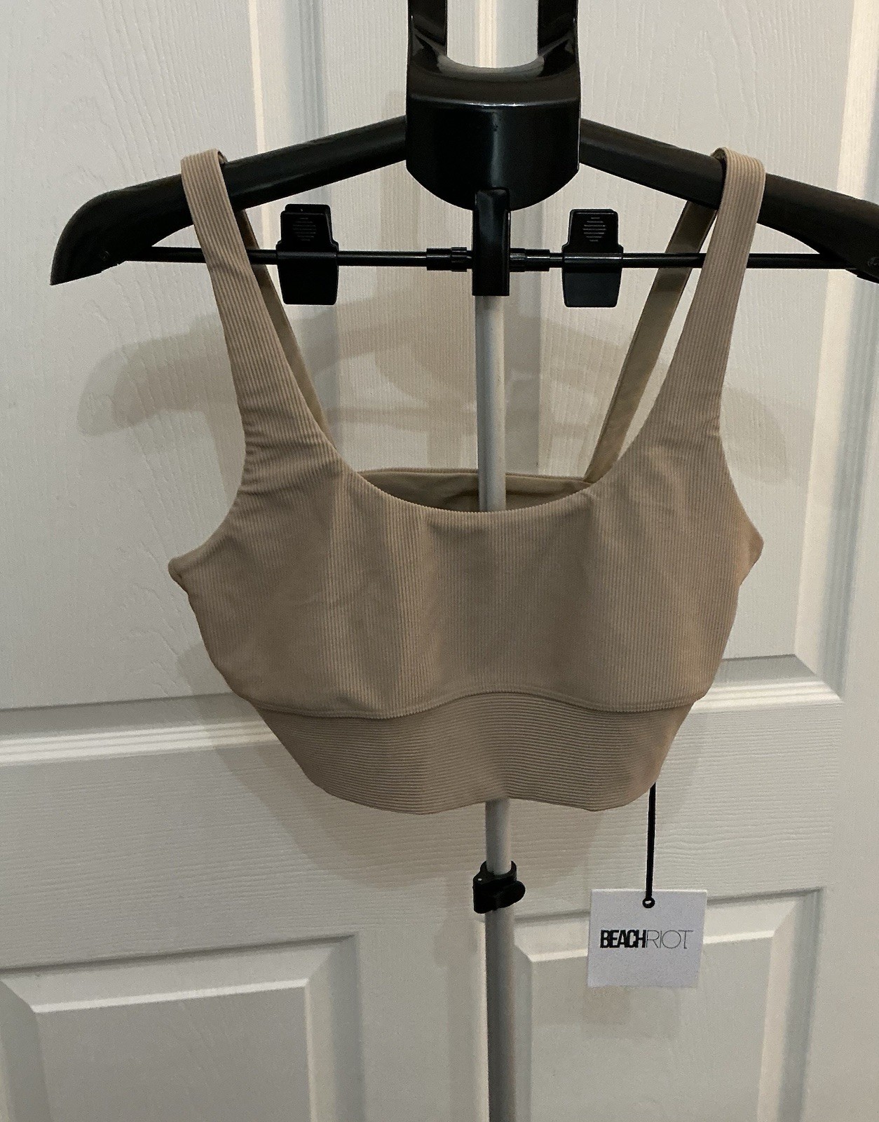 NWT Beach Riot Leah Top Ribbed Sports Bra Taupe Scoop Neck Cropped Taupe SZ L