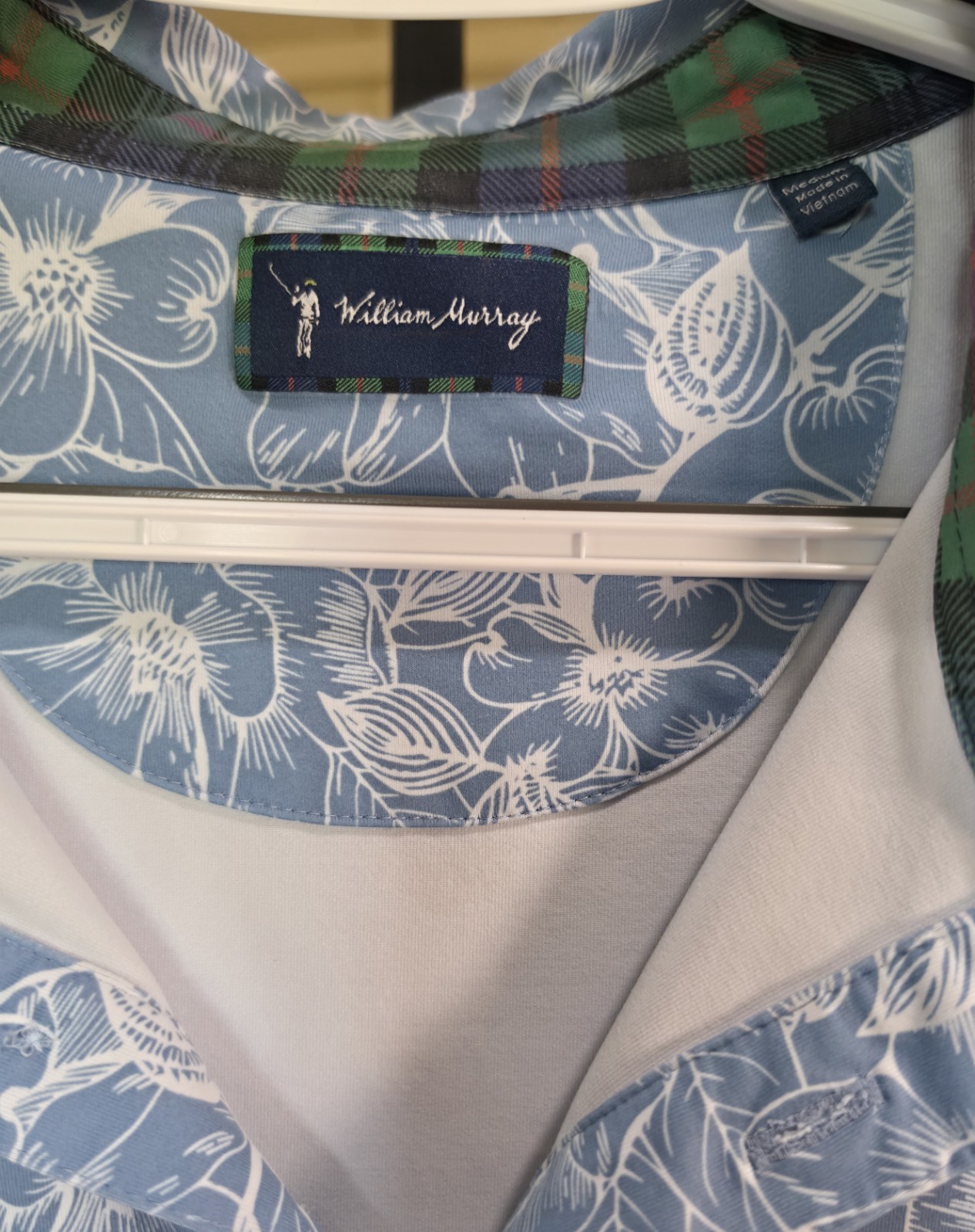William Murray Men’s Blue/White Hawaiian Floral Embroidered Logo Polo, M