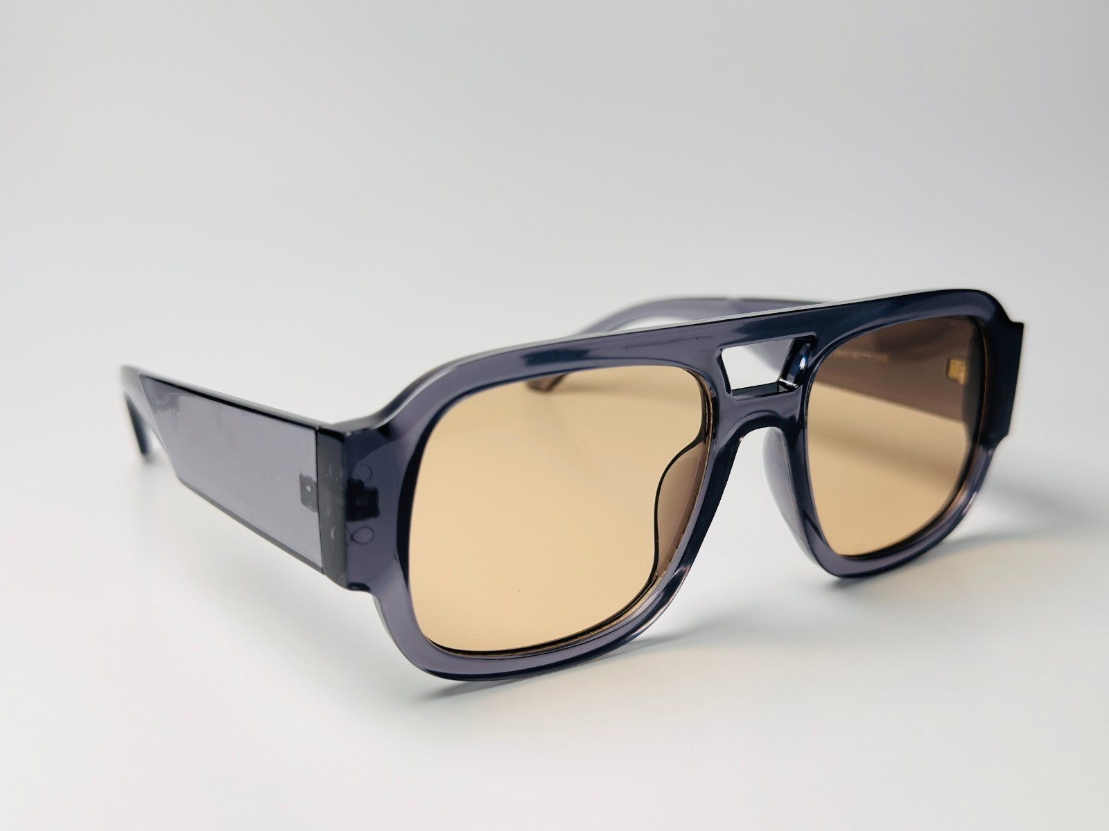 Black Oversized Square Sunglasses Champagne Lens Retro Shades for Women Men