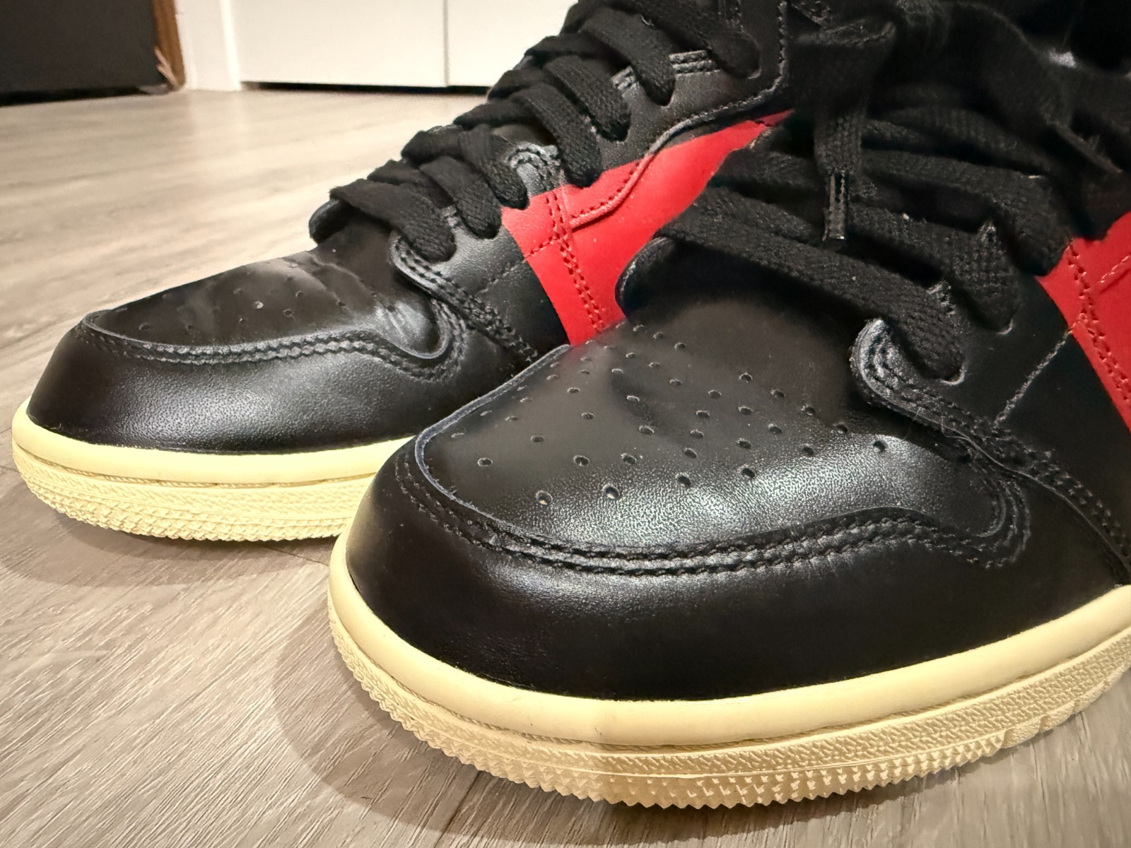 Nike Jordan 1 Retro High OG Defiant Couture – US Men 8 / Women 9.5 – BQ6682-006