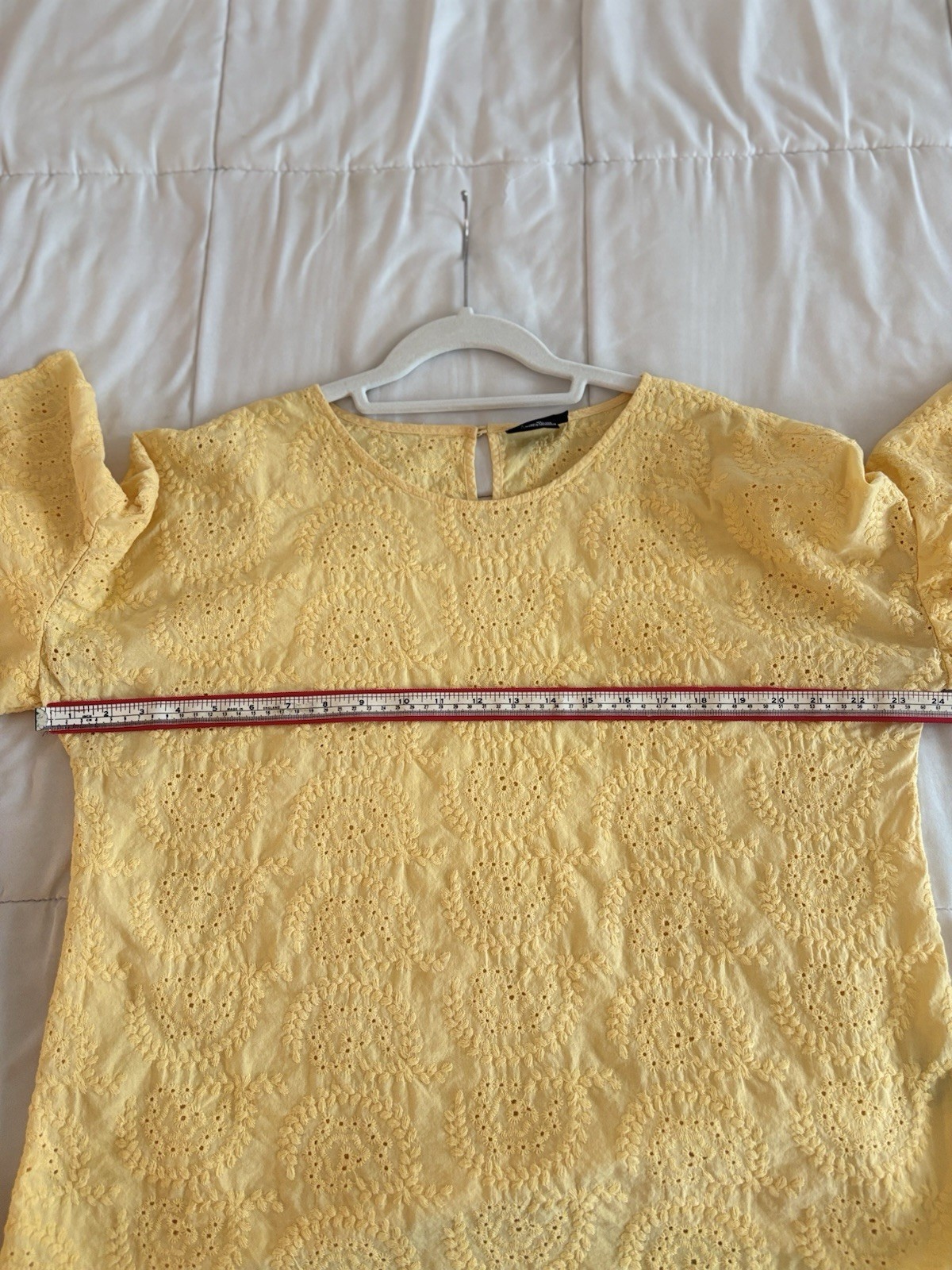 Liz Claiborne SIZE XL Yellow Floral Embroidered Ruffle Tiered Sleeve Top COTTON