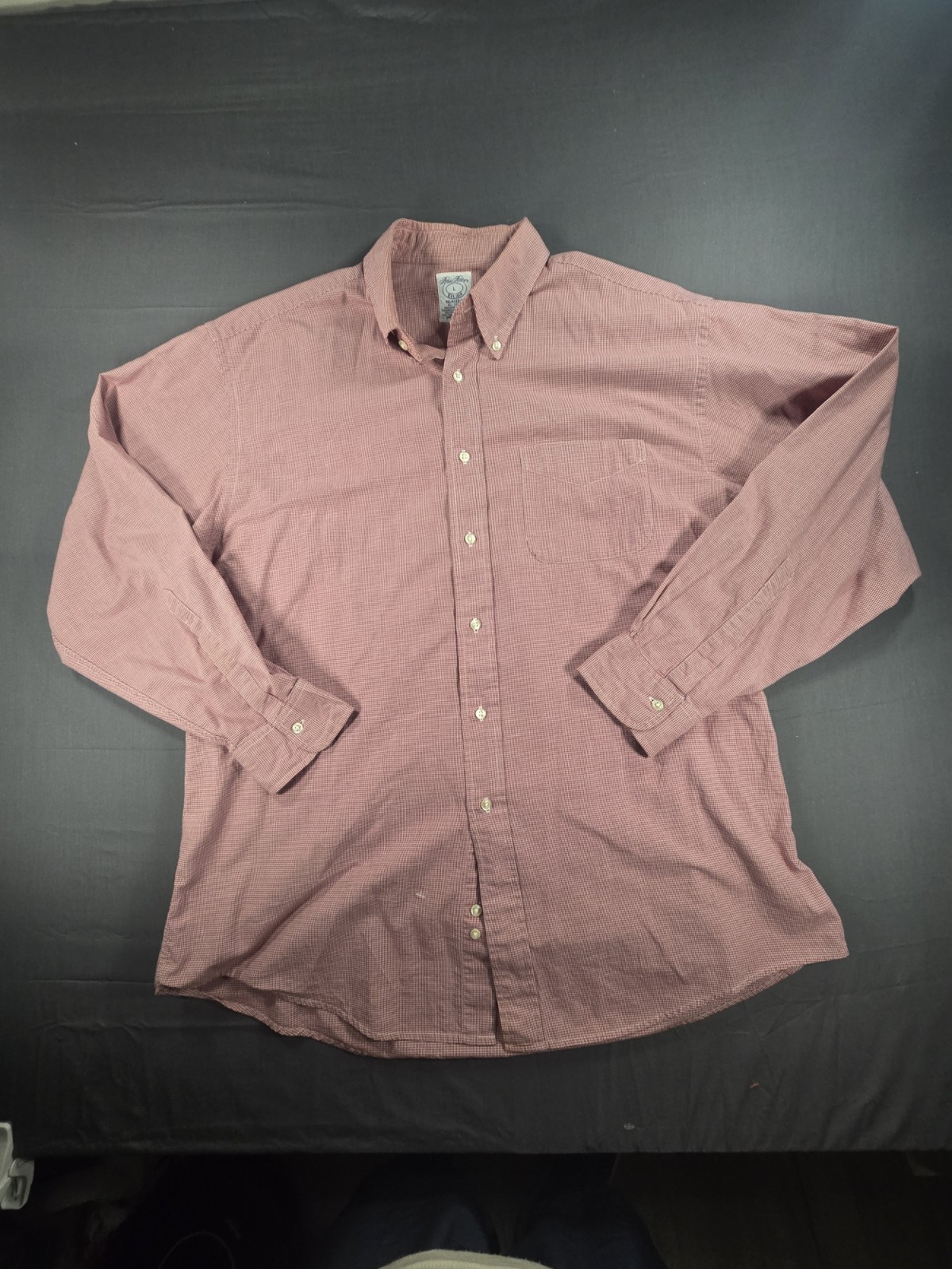Brooks Brothers Shirt Large Men’s Relaxed Fit Red Gingham Cotton Button Down