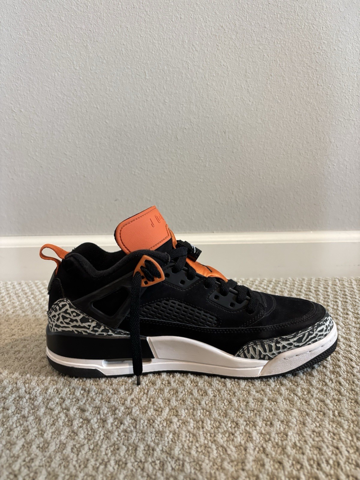 Men’s Jordan Spizike Low, Black/Black-Starfish-White, Size 8