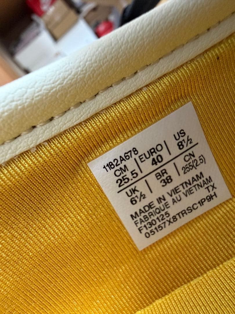 Onitsuka Tiger Mexico 66 TGRS Slip-on Sneakers Men 7.5 US Brand