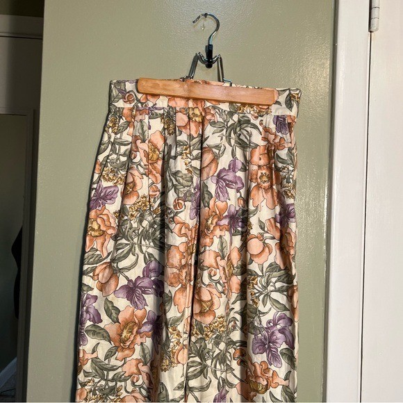 Vintage Norton McNaughton Women’s Midi Skirt Beige Purple Pink Floral Pleated