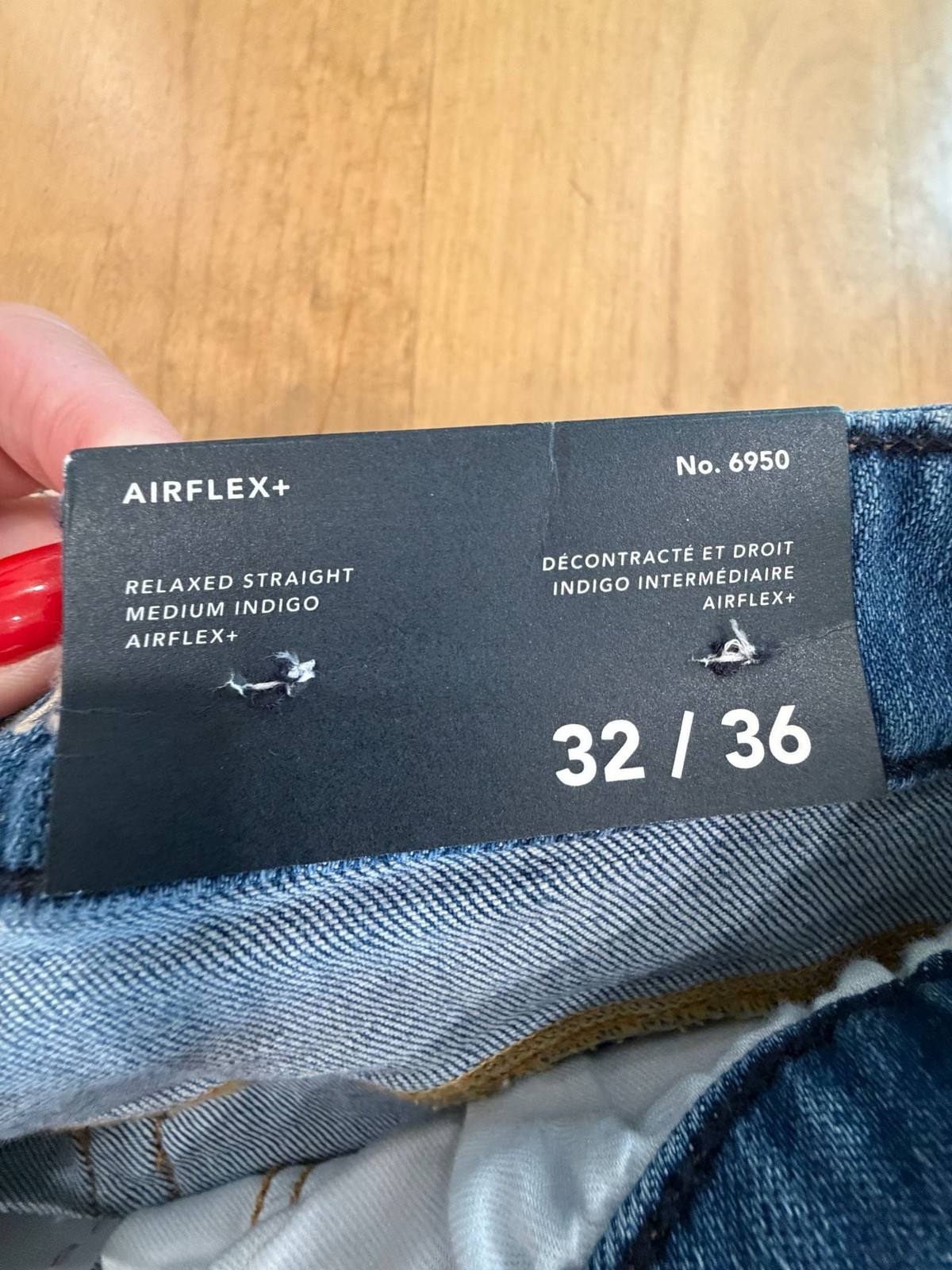 American Eagle Airflex+ Relaxed Straight Jeans 32×36