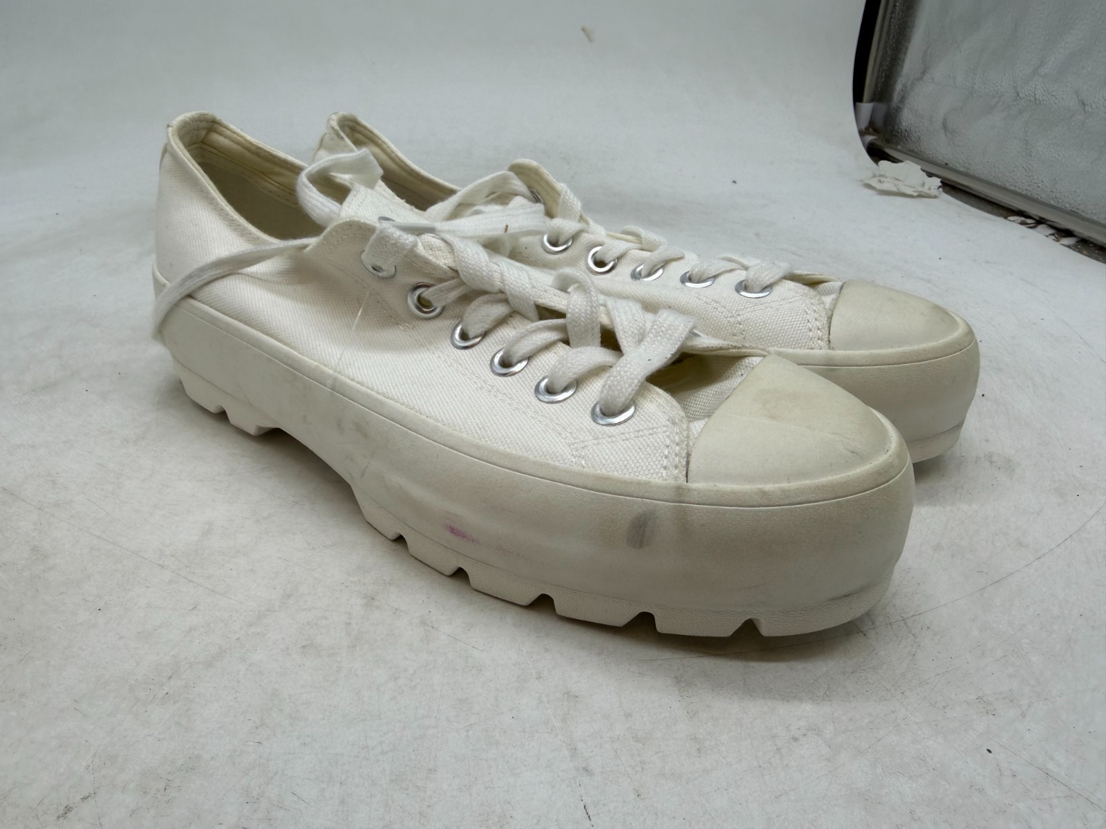 Sincerely Jules Vasco Sneakers Women’s Beige Fabric Chunky Platform Shoes – 8.5