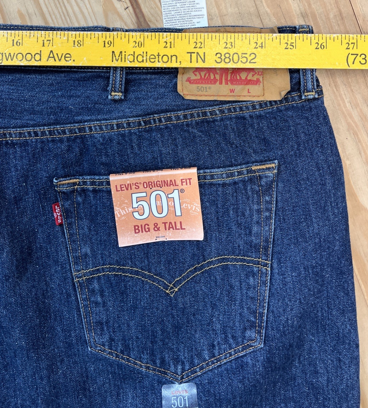 NEW Levis Mens 501 Original Fit Denim Jeans Straight Button Fly 52×28 Hemmed