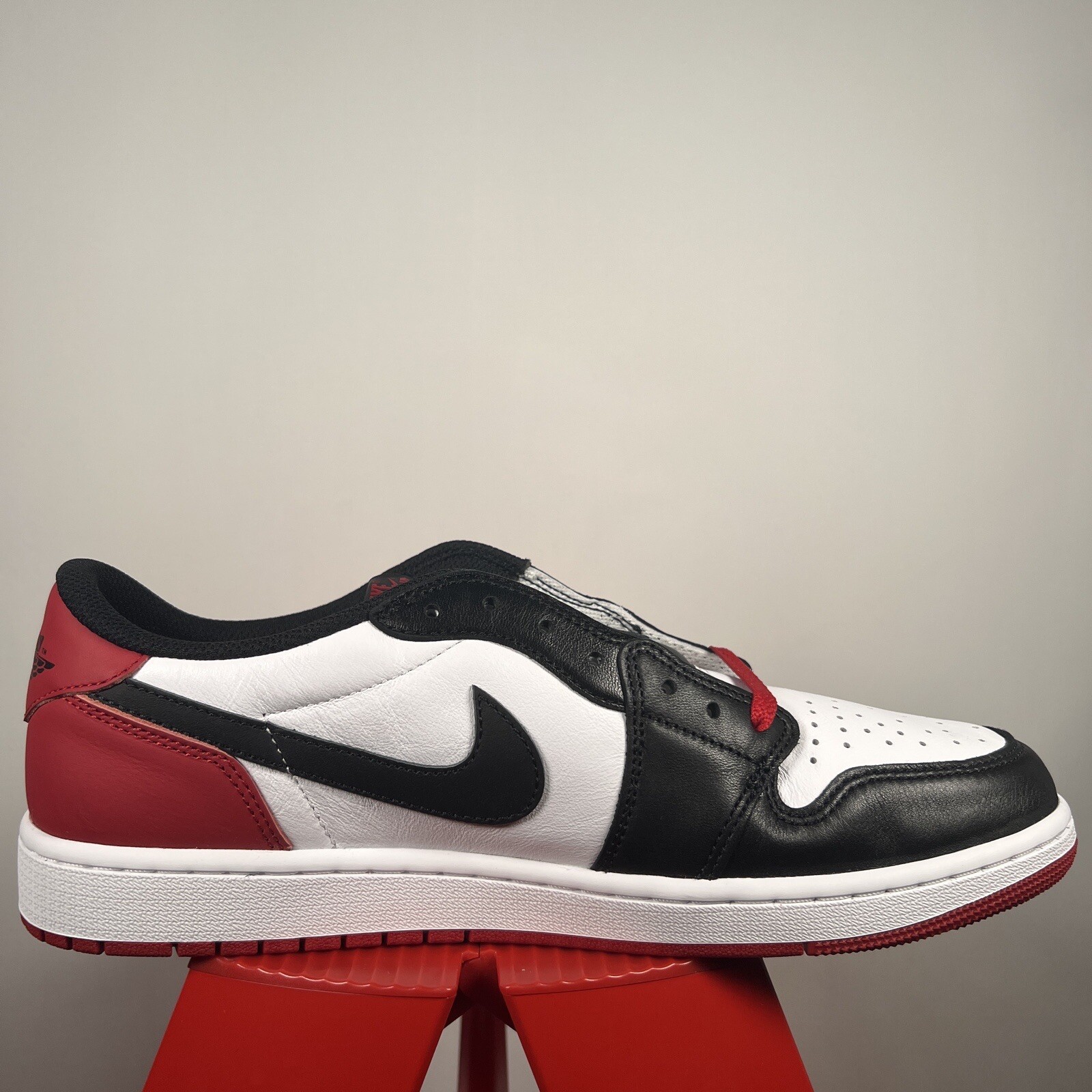 Jordan 1 Retro Low OG Black Toe (CZ0790-106) Size: 12