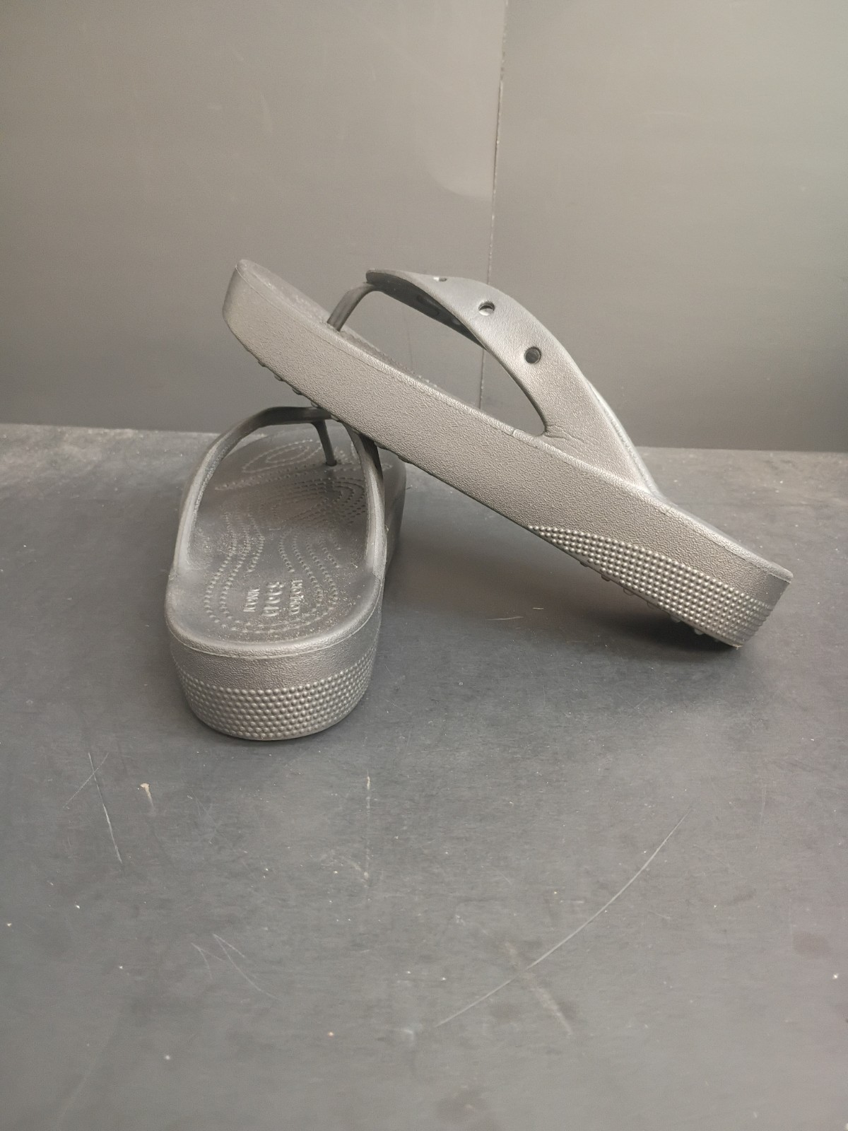 Crocs Black Baya II Flip Flops Waterproof Shower Shoes Sz W9 NWOB (Hb319)