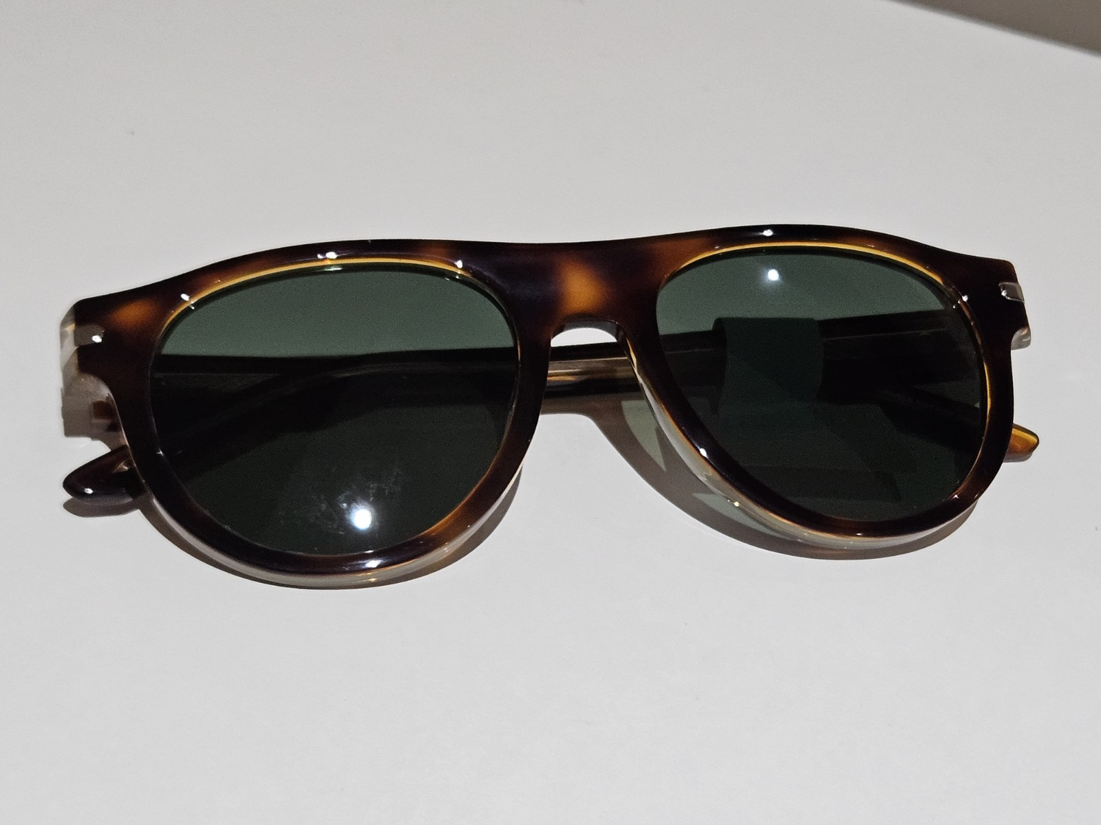 Nike Crescent Ill Sunglasses Tortoise/Amber. New Store Display Unit. Authentic