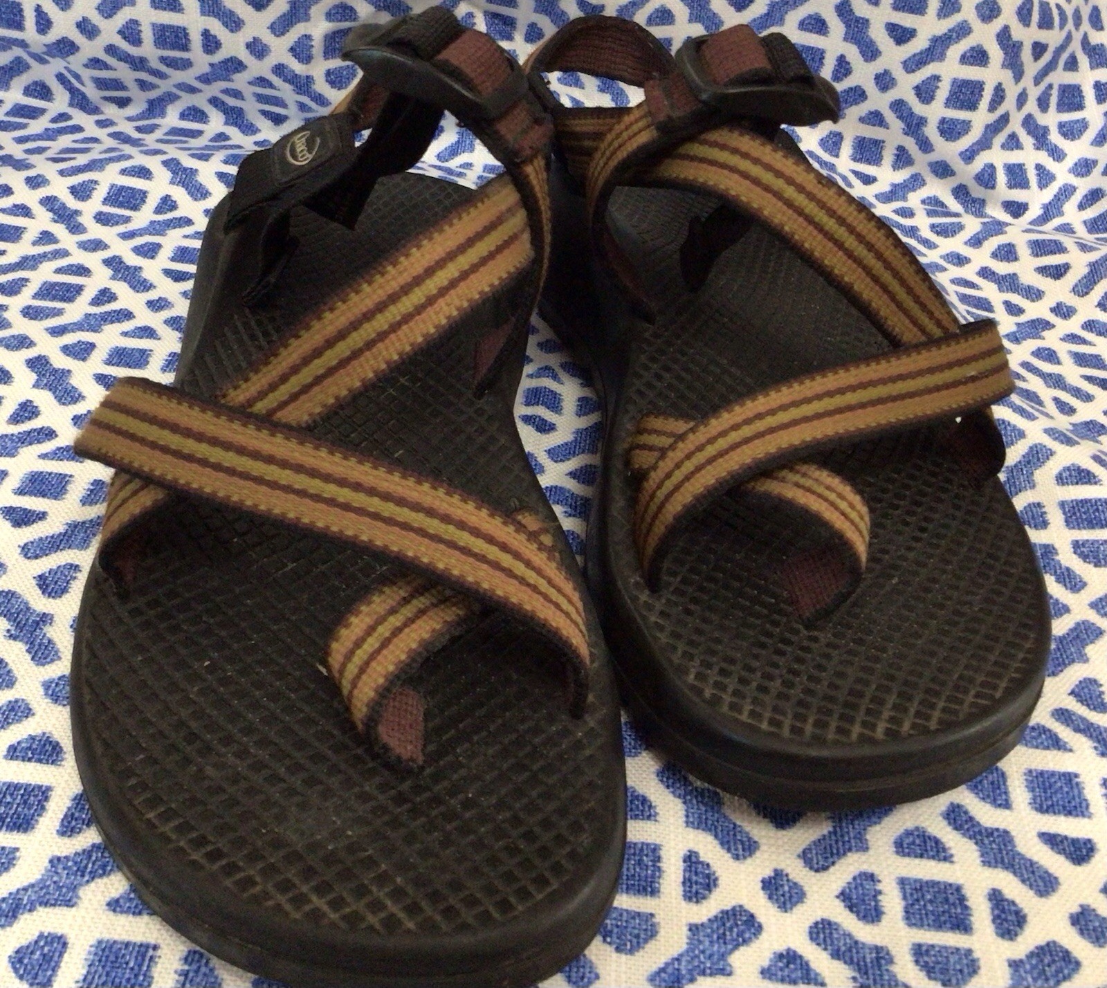 Chaco Toe Loop Women’s Sandals Stripe. 10.25” Sole=7 Or 7.5 Size No Tag +++nice