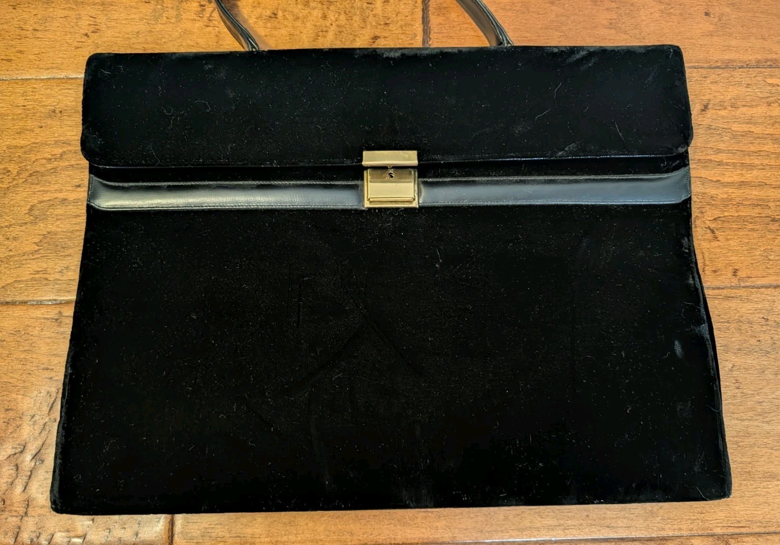 Vintage GRETA Black Velvet Tote Handbag Purse 15″ Wide Flat Mid Century Elegant