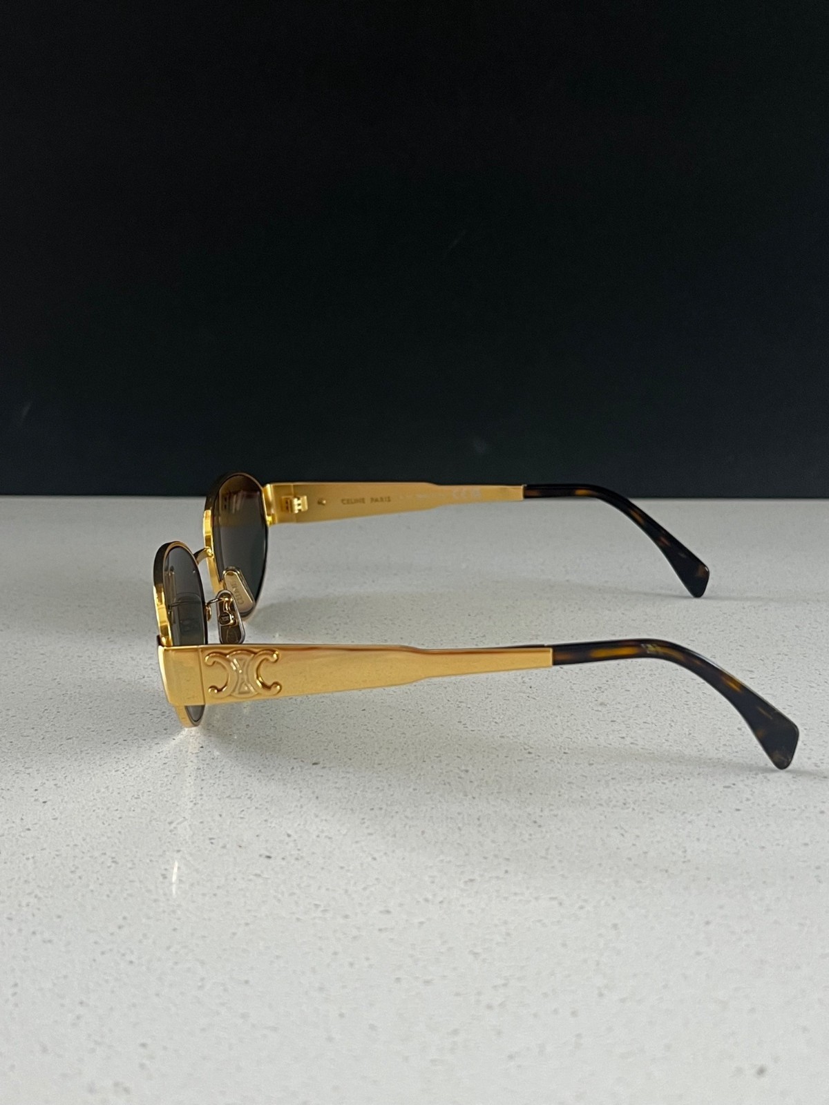 CELINE CL40235U Triomphe Metal 01 oval GOLD sunglasses