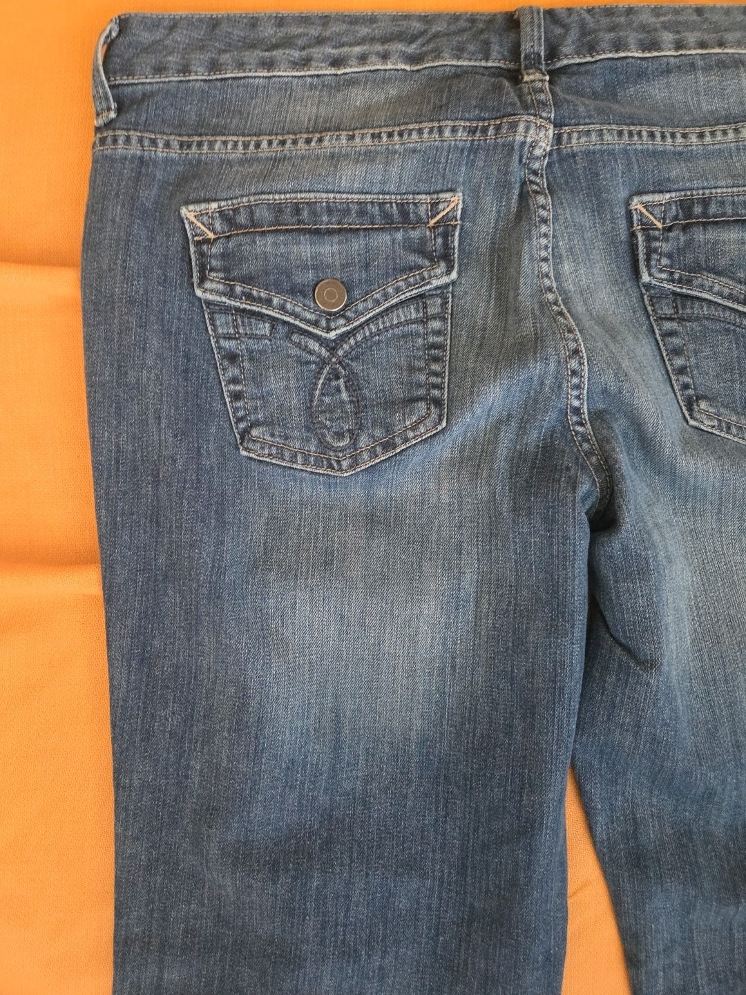 Calvin Klein Women’s Jeans Lean Boot Size 32 14 Button Flap Back Pockets