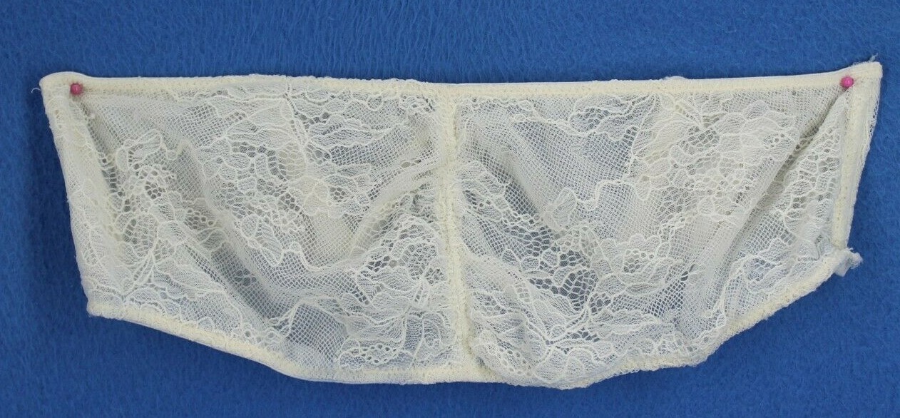 Kimchi Blue Wireless Strapless Unlined Bralette Bra Bundle Lot Size M #B1785