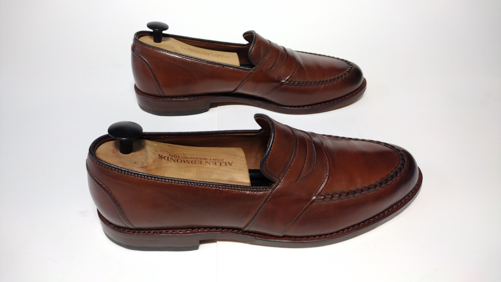 Allen Edmonds Randolph Penny Loafer – Chili – 9D (with AE shoe trees, bag, box)