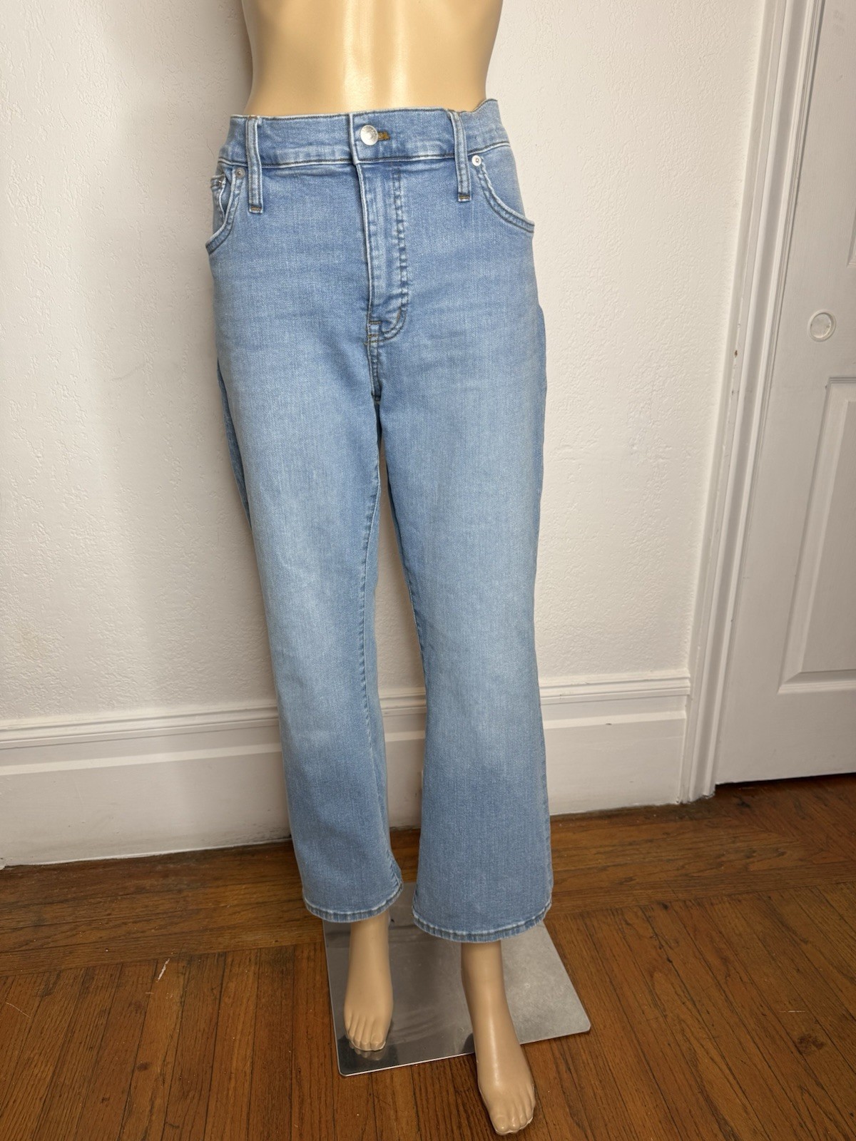 Madewell Kick Out Jeans Women’s Size 32X26.5 Medium Wash Cotton