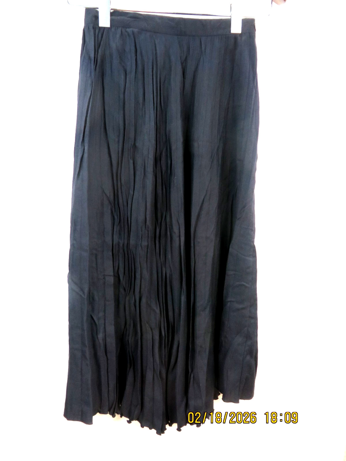 TWEEDS SZ 10 Rayon/Wool Charcoal Crinkled-Crushed Woven Fabric Wide Long Skirt