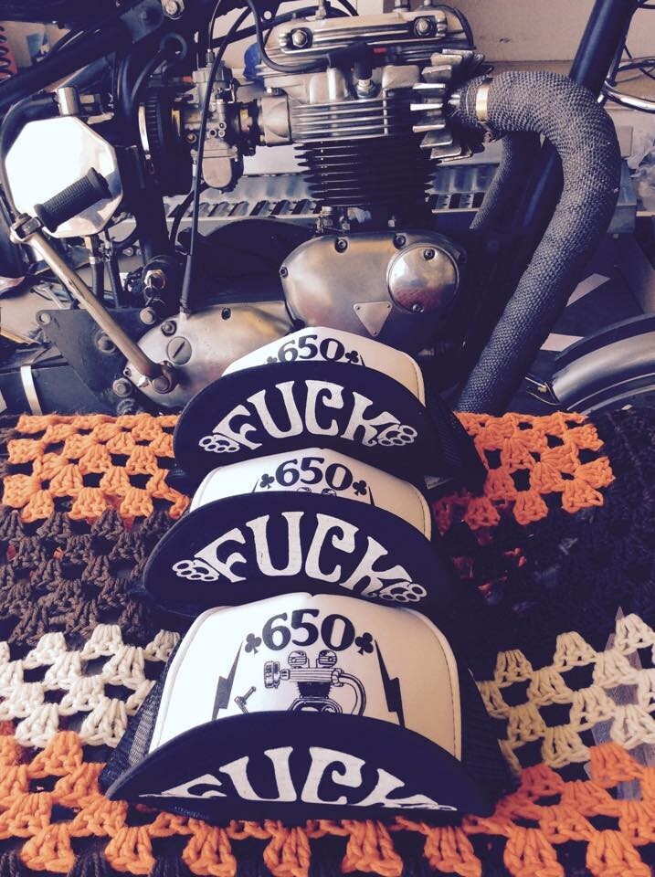 T100 650 ENGINE TRUCKER HAT triumph t120 motor boneville tiger trophy magneto