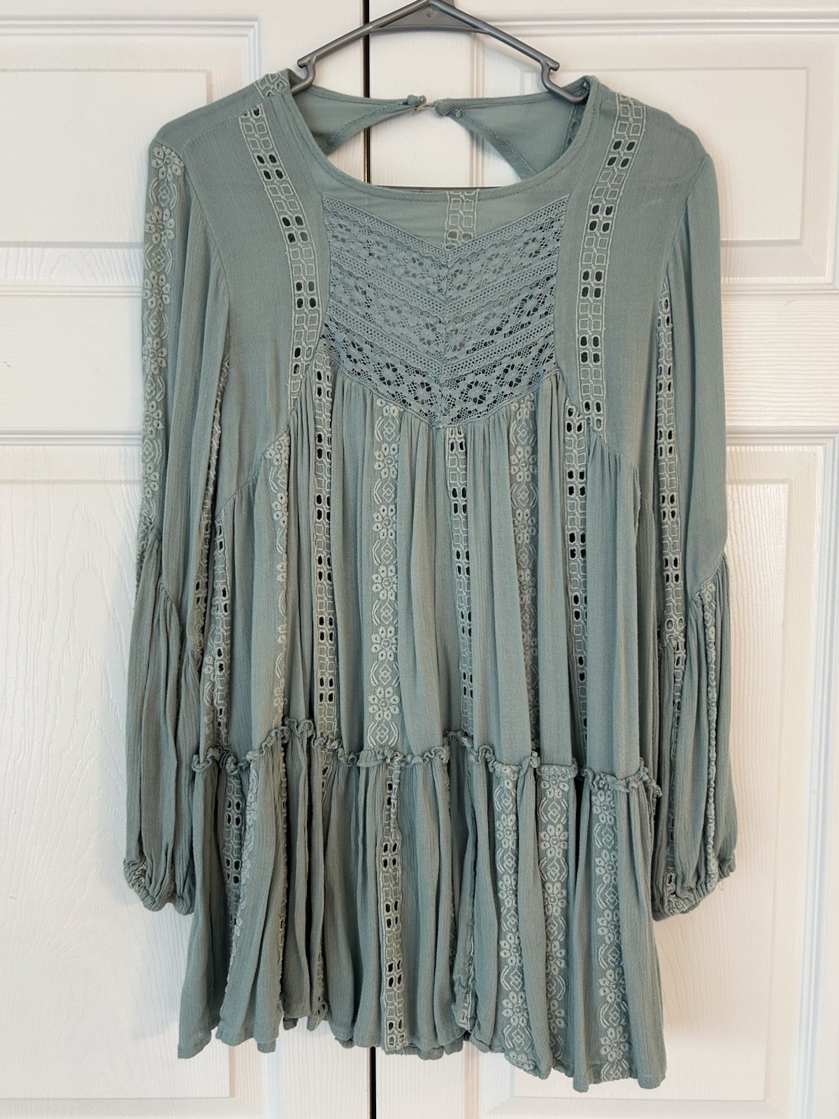 Free People Women’s Green Flower Embroidered Crochet Tunic Blouse Shirt Size XS