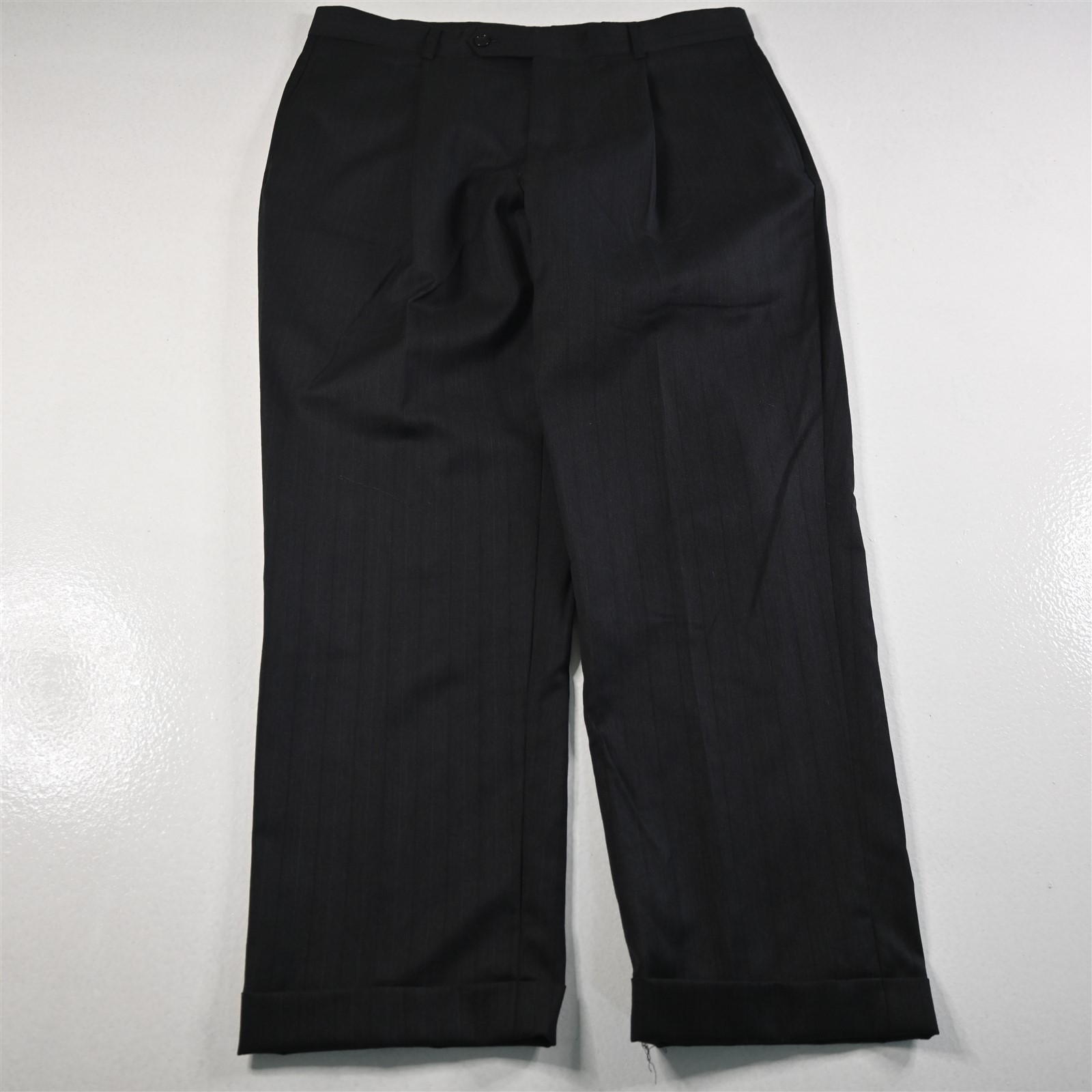 Jones New York 42R 34×30 Gray Striped 100% Wool Mens Jacket Pants Suit