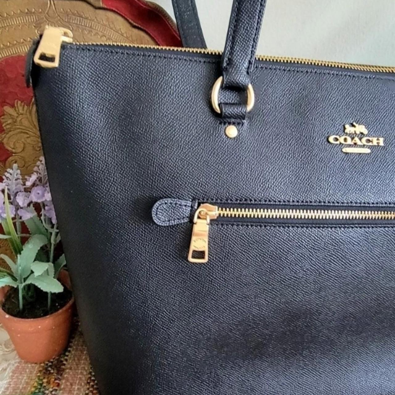 Coach Gallery Tote Shoulder Bag – Black