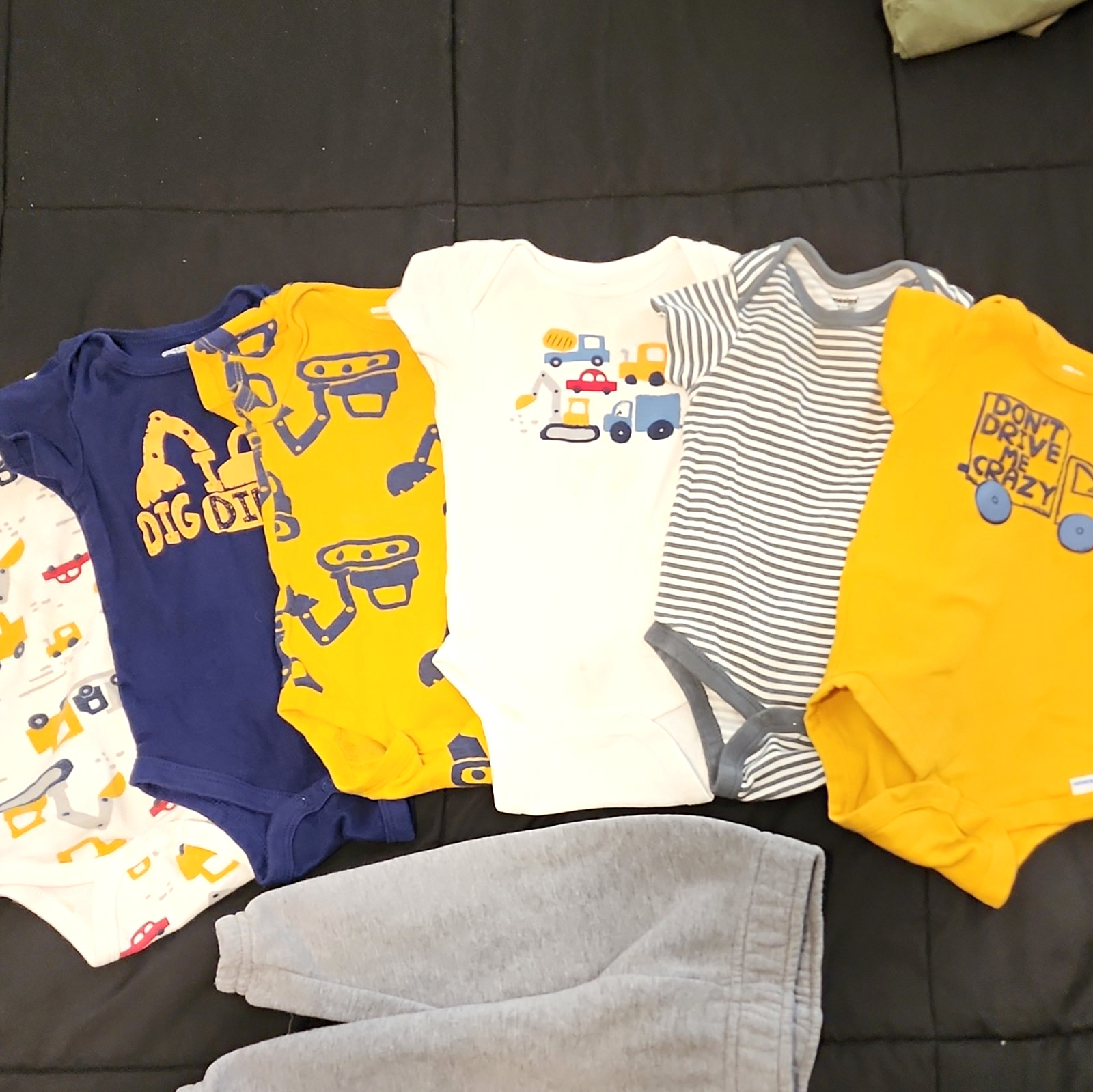Brand Baby Boy Bodysuits Lot 6-9M Cotton Graphic Vehicles Multi
