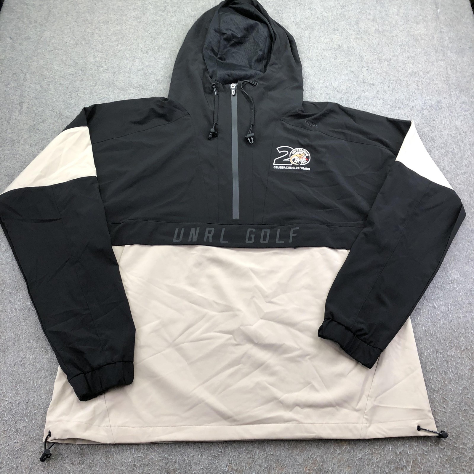 UNRL Golf Jacket Mens XL Black Tan Hooded 1/2 Zip Track Windbreaker Lightweight