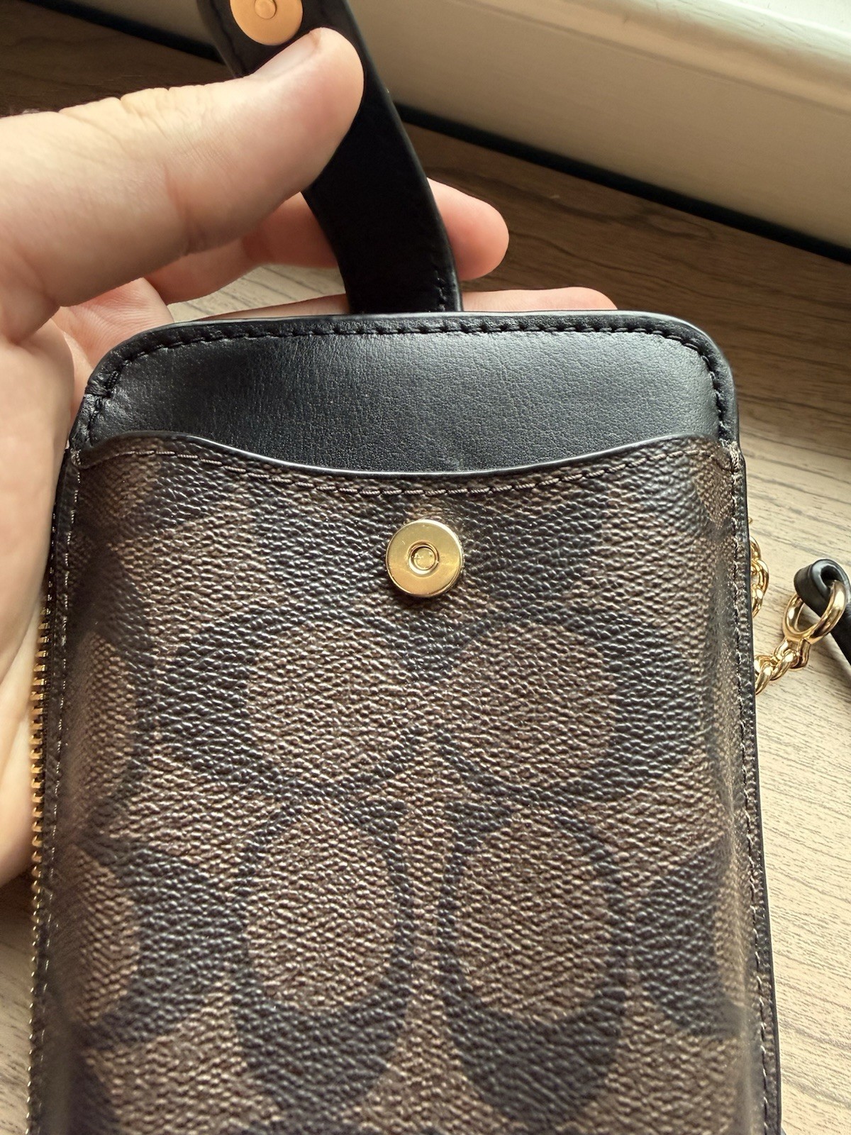 COACH C7397 North South Phone Crossbody Signature Canvas Brown Black Gold Chain