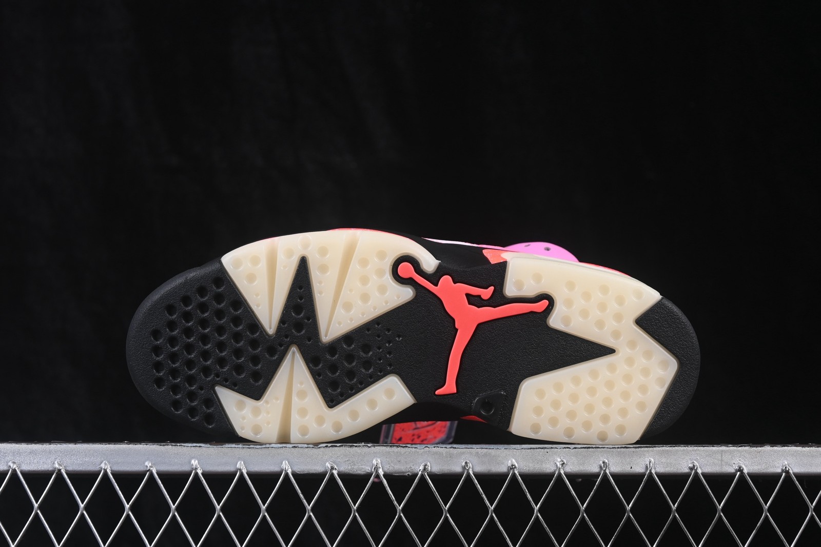 IQ5706-600 New Awake NY AJ 6 Retro High Playful Pink Men’s Size 4-13