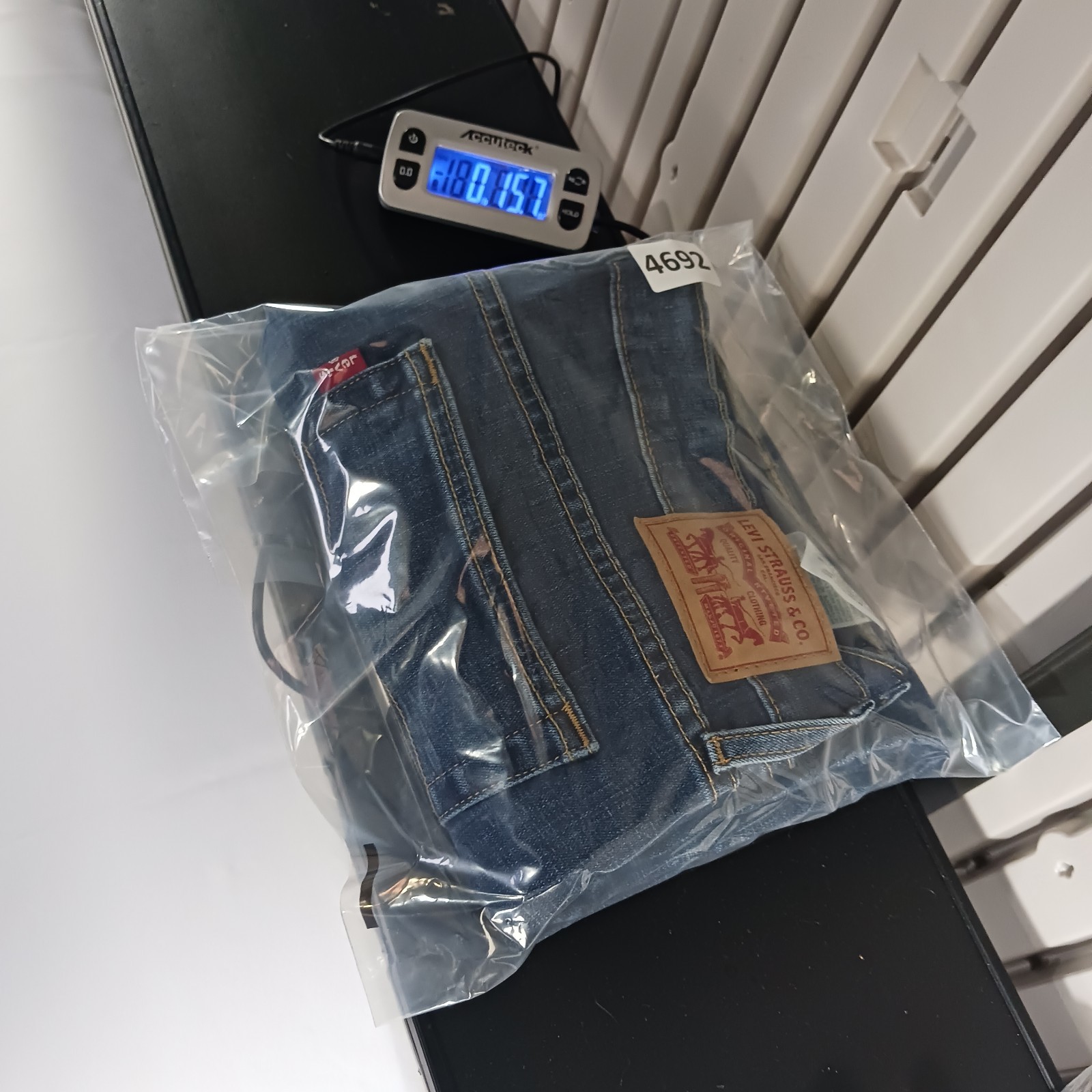 Levi’s Boyfriend Men’s Blue Cotton Blend Denim Jeans Size W30 L27 Fits (32×27)