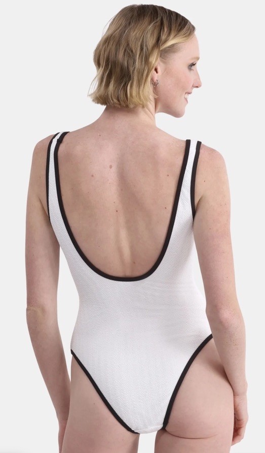 No Boundaries 1 Piece Vivid White Cheeky High Leg Swim Suit Size S (4-6) – New