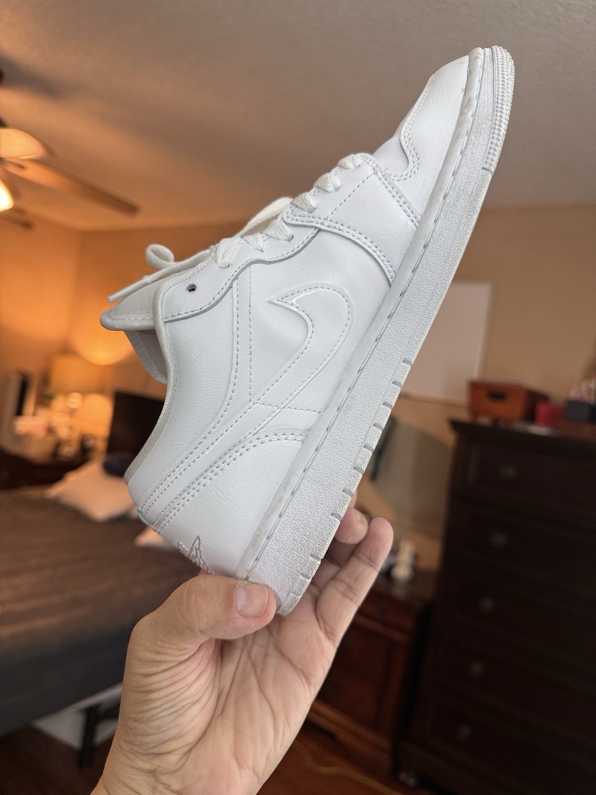 Jordan Air Jordan 1 Low Men’s White Low Top Lace-Up Athletic Sneakers