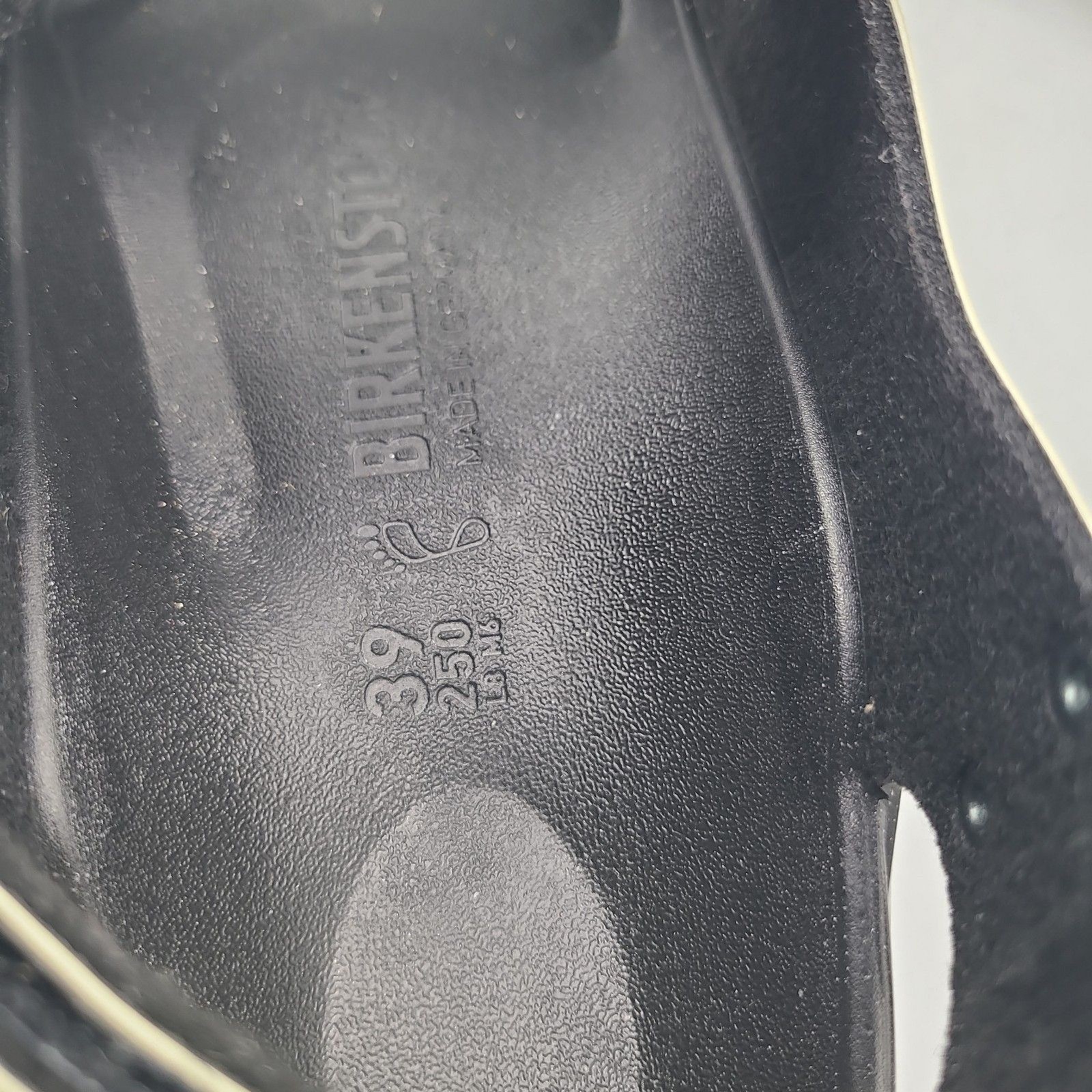 Birkenstock Mogami Terra Eggshell Waterproof women’s Size EU 39 US 8 Worn Once
